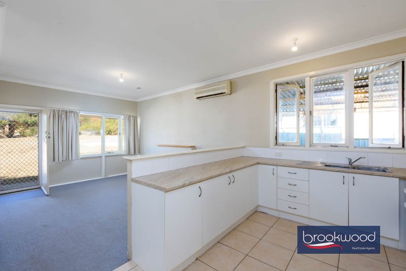 5 Wagoora Way, photo 3