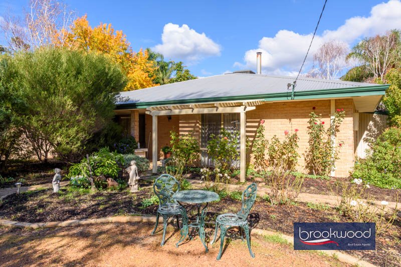 17 Bowen Place, photo 1