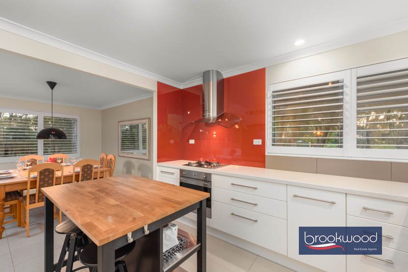 45 Strawberry Hill Drive, photo 8